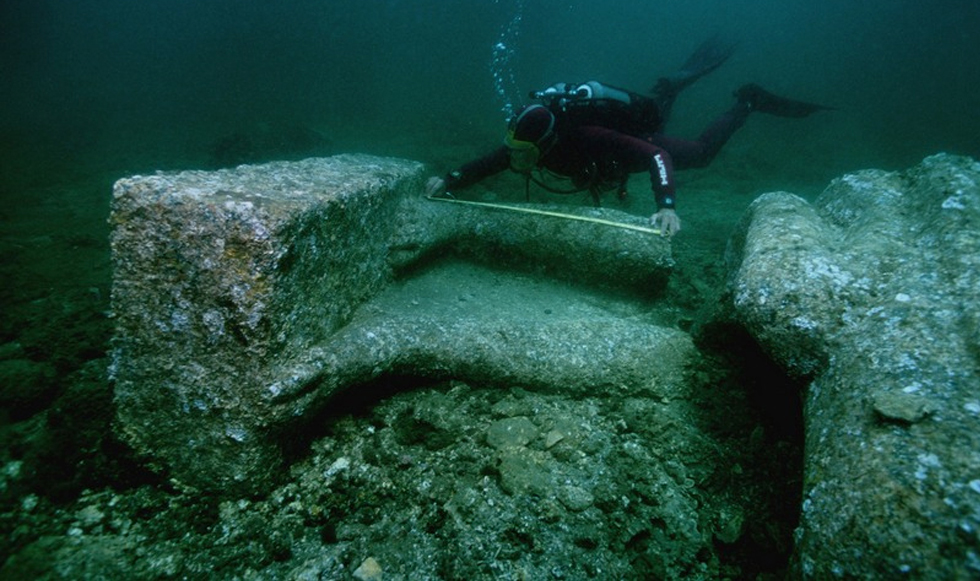 Υποβρύχια πολιτεία στην Ελαφόνησο