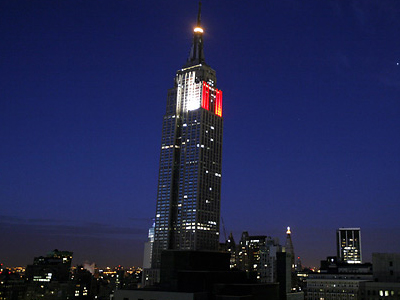 «Άναψαν» τα φώτα για την Ιαπωνία