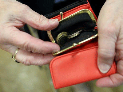 Στην… πρέσα οι επικουρικές