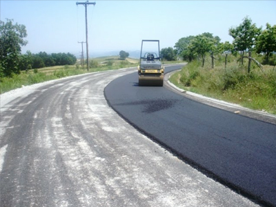 «Ζεστό» χρήμα για οδικά έργα στην Πελοπόννησο