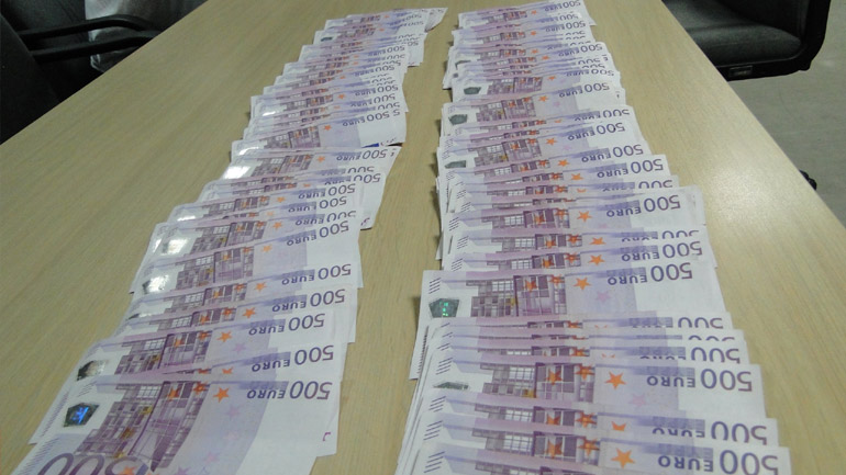 Οι οφειλές προς το Δημόσιο έφεραν χειροπέδες