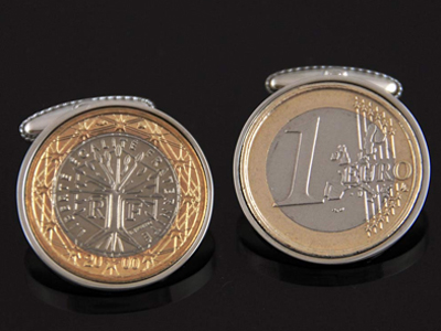 Διφορούμενες απόψεις για τη στάση της Κομισιόν απέναντι στον γαλλικό προϋπολογισμό