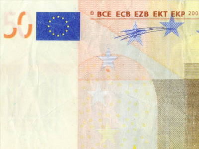 Ελεύθερος υπό όρους κατηγορούμενος για πλαστά χαρτονομίσματα