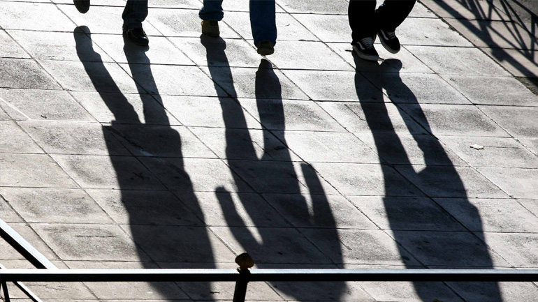 Eurostat: Ύφεση το πρώτο τρίμηνο του 2015 για την ελληνική οικονομία