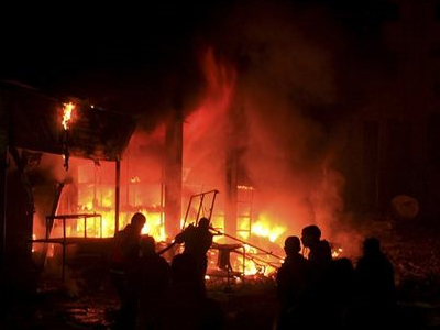 Λιβύη: Αεροπορικές επιθέσεις κατά τη διάρκεια της νύχτας με 18 νεκρούς