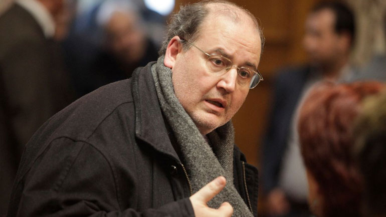 Νίκος Φίλης: «Ο Βαρουφάκης δείχνει ότι η ευγένεια δεν διδάσκεται με ΜΑΤ»