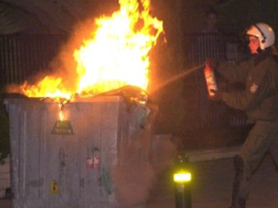 Φωτιά σε κάδους στη Θεσσαλονίκη