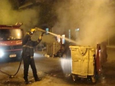 Πυρκαγιά σε κάδους στην Καλλιθέα