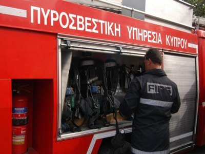 «Λαμπάδιασε» χρωματοπωλείο στο Χαϊδαρι