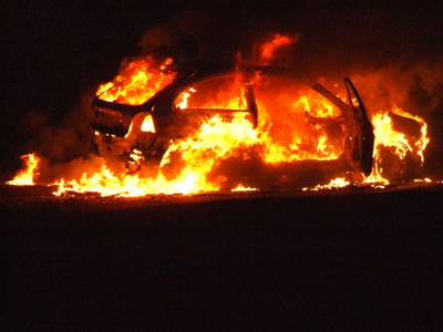«Λαμπάδιασε» αυτοκίνητο στο Περιστέρι