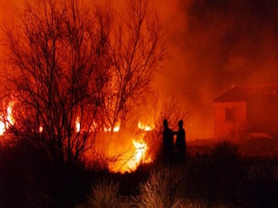 Τετράωρη μάχη με τις φλόγες στο Γερακάρι Ρεθύμνου
