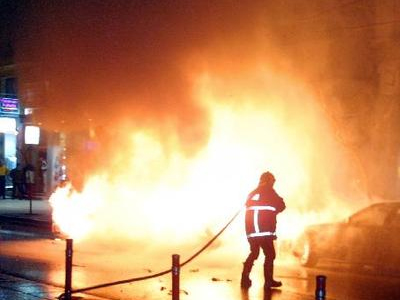 Πυρκαγιά σε μηχανές στη Θεσσαλονίκη