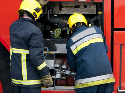 Μενίδι: Φωτιά σε προαύλιο χώρο εργοστασίου