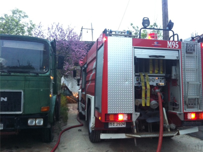 Πυρκαγιά σε οικοδομή στη Λαμία