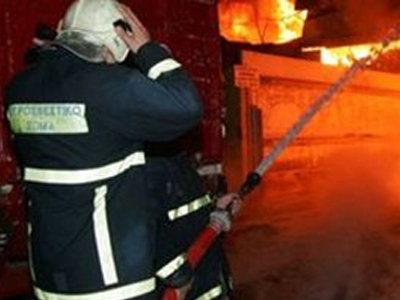 Πυρκαγιά σε βιοτεχνία στο Μενίδι