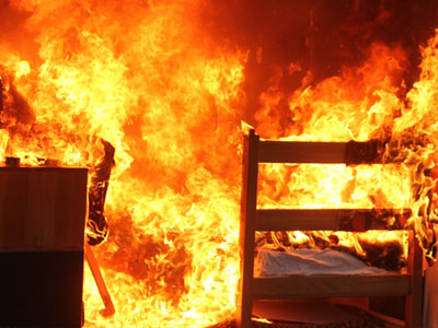 Ένας νεκρός από πυρκαγιά στα Κάτω Πατήσια