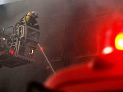 Φωτιά σε πολυκατοικία –Τρεις απεγκλωβισμοί