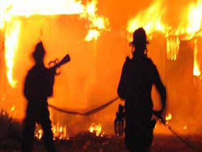 Πυρκαγιά σε σπίτι στη Μάνδρα Αττικής