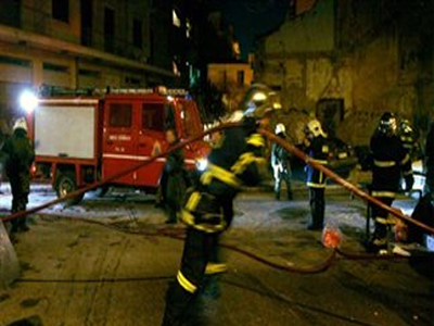 Φωτιά σε ερειπωμένο κτίριο στα Άνω Λιόσια