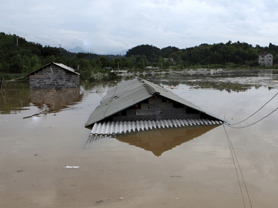 Φοβούνται τα χειρότερα από τις πλημμύρες στην Κίνα