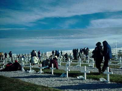 Η ιστορική μνήμη των Φόκλαντ περνά από τα ΜΜΜ της Αργεντινής