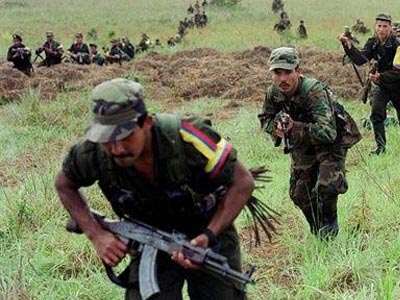 FARC: Τιμή και δόξα στον Τσάβες