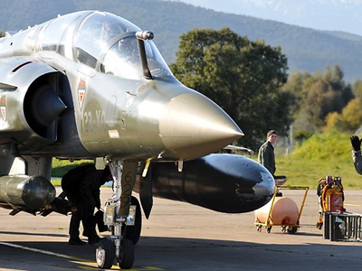 Υπέρ της επέμβασης τα 2/3 της γαλλικής κοινής γνώμης