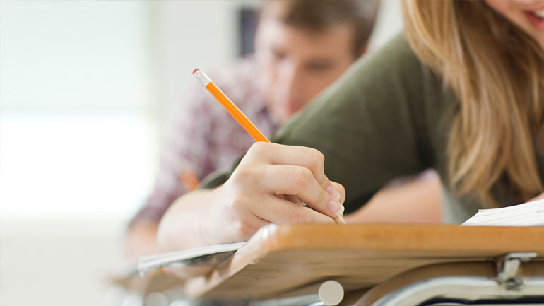 Νέα εγκύκλιος Σαββαΐδου για τον ΦΠΑ στην ιδιωτική εκπαίδευση