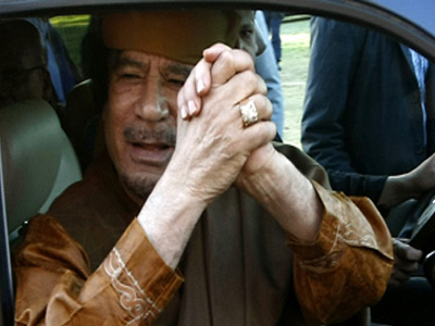 «Ξεμένει» από καύσιμα και μετρητά