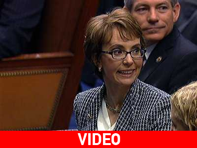 Ρίγη συγκίνησης για την Giffords