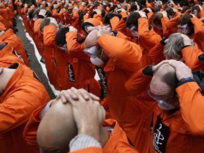 Στο έλεος του στρατού οι κρατούμενοι του Γκουαντάναμο