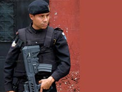 «Χειροπεδες» σε πρώην αρχηγό της Αστυνομίας στη Γουατεμάλα