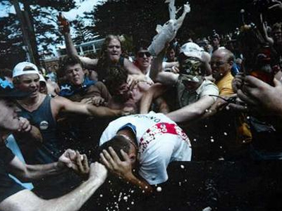 Πήραν τον νόμο στα χέρια τους