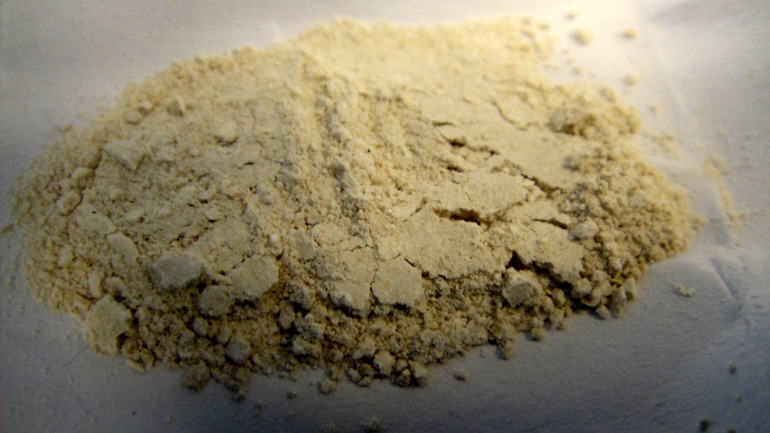 Έκρυβαν ηρωίνη σε προαύλιο εκκλησίας!