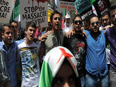 Μαζικές διαδηλώσεις στη Συρία