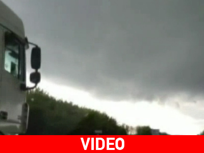 Ανεμοστρόβιλος στη Βρετανία