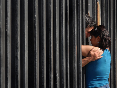 Εύσημα HRW στον Ομπάμα για το μεταναστευτικό