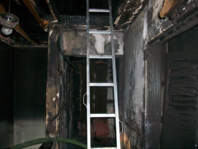 Πυρκαγιά σε καθαριστήριο στο Ελληνικό