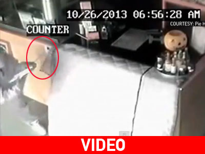 Υπολόγιζε χωρίς το… καλώδιο του i-Pad