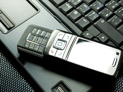 Τα Νέα: Υποκλοπές στα αρχηγεία της ΝΔ και του ΣΥΡΙΖΑ Τα Νέα: Υποκλοπές στα αρχηγεία της ΝΔ και του ΣΥΡΙΖΑ