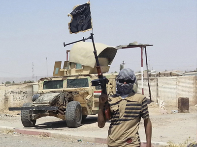 Πλουτίζουν οι τζιχαντιστές με το λαθρεμπόριο πετρελαίου