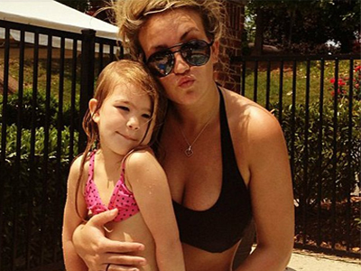 Πρώτη προτεραιότητα η μητρότητα