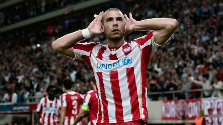 Κασάμι: «Αφιερώνω τη νίκη στον πρόεδρο»