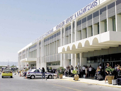 Επιχείρησαν να ταξιδέψουν με πλαστά έγγραφα