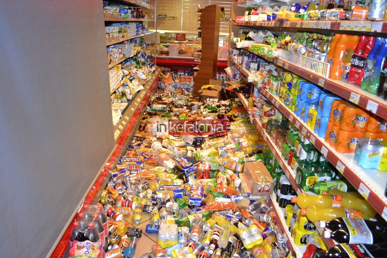 Ληξούρι: «Βουνά» τα προϊόντα σε επιχείρηση με είδη τροφίμων