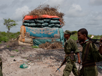 Βομβαρδισμός θέσεων της Αλ Σαμπάμπ στη Σομαλία