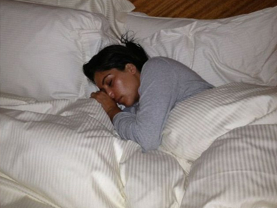 Η Kim Kardashian στην αγκαλιά του Μορφέα