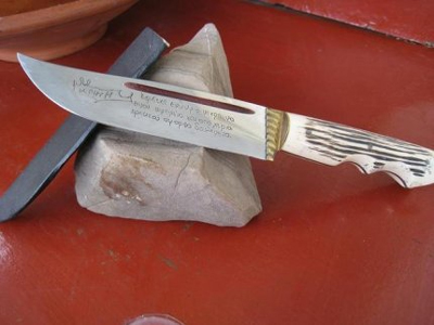 Η αγάπη του για το κρητικό μαχαίρι τον οδήγησε στο κρατητήριο