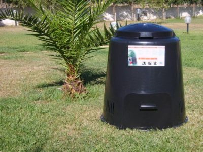 Κάδοι κομποστοποίησης στον δήμο Παύλου Μελά