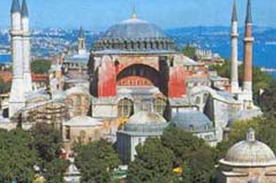 Στην Τουρκία ο διοικητής της κεντρικής τράπεζας της Λιβύης